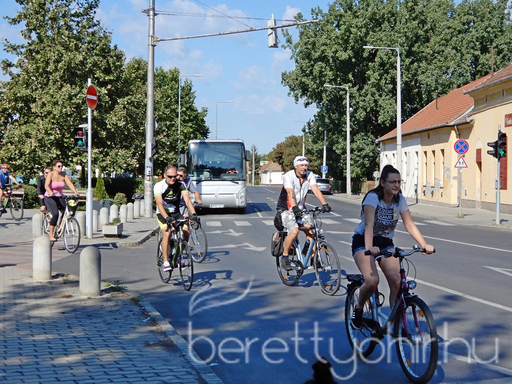 Kerékpártúra az autópályán 39